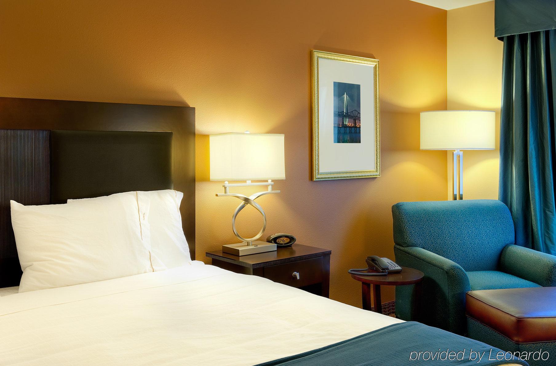 Holiday Inn Express Hotel & Suites Mount Pleasant - Charleston, An Ihg Hotel Rom bilde